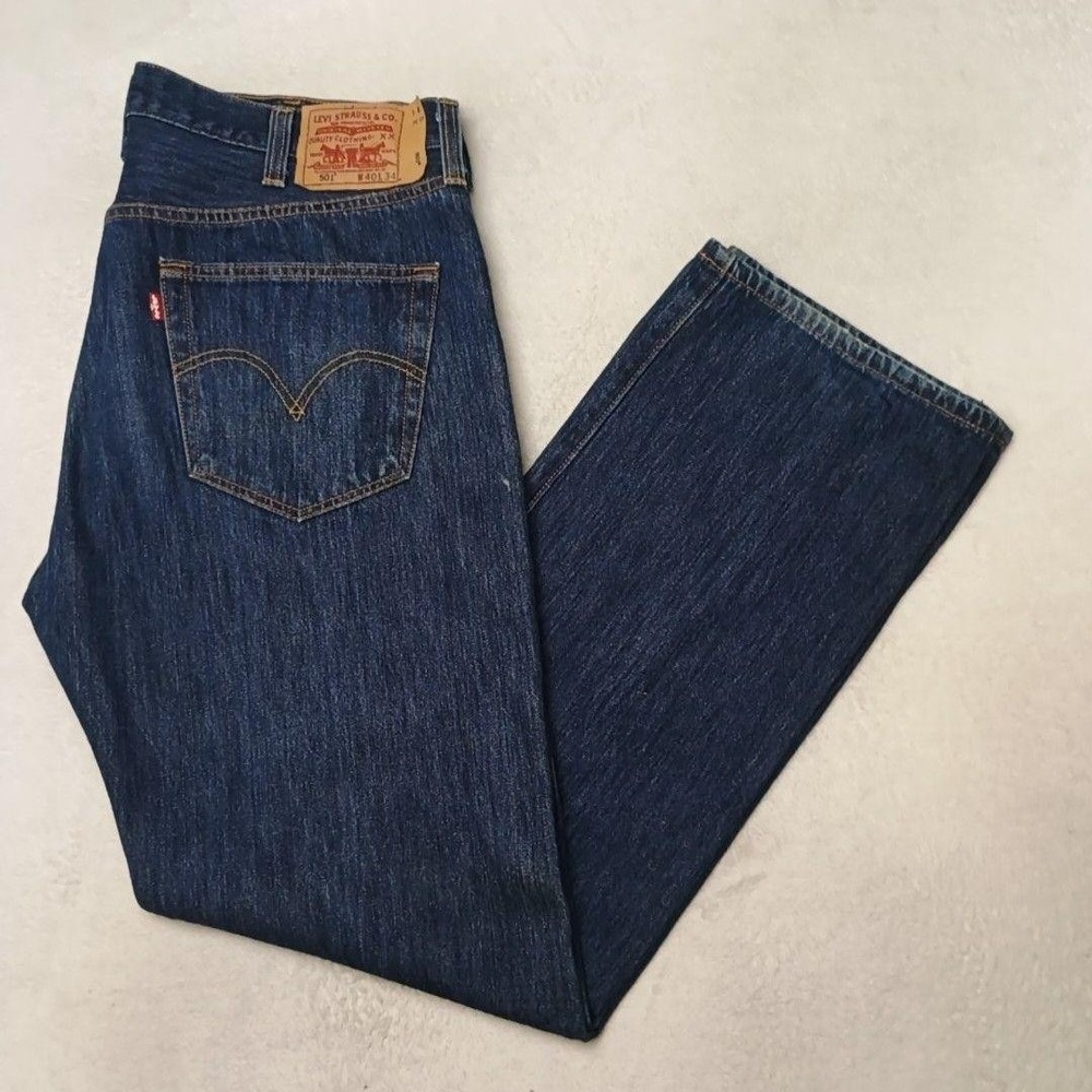 Levis 501 Jeans Mens 40x34 Blue Straight Medium Wash 5-Pocket Denim Regular Fit